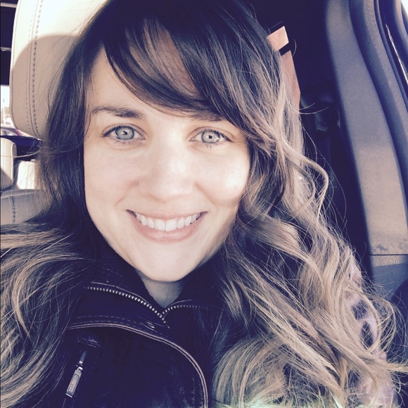 Meet your Posher, Audrey - Picture 3 of 3